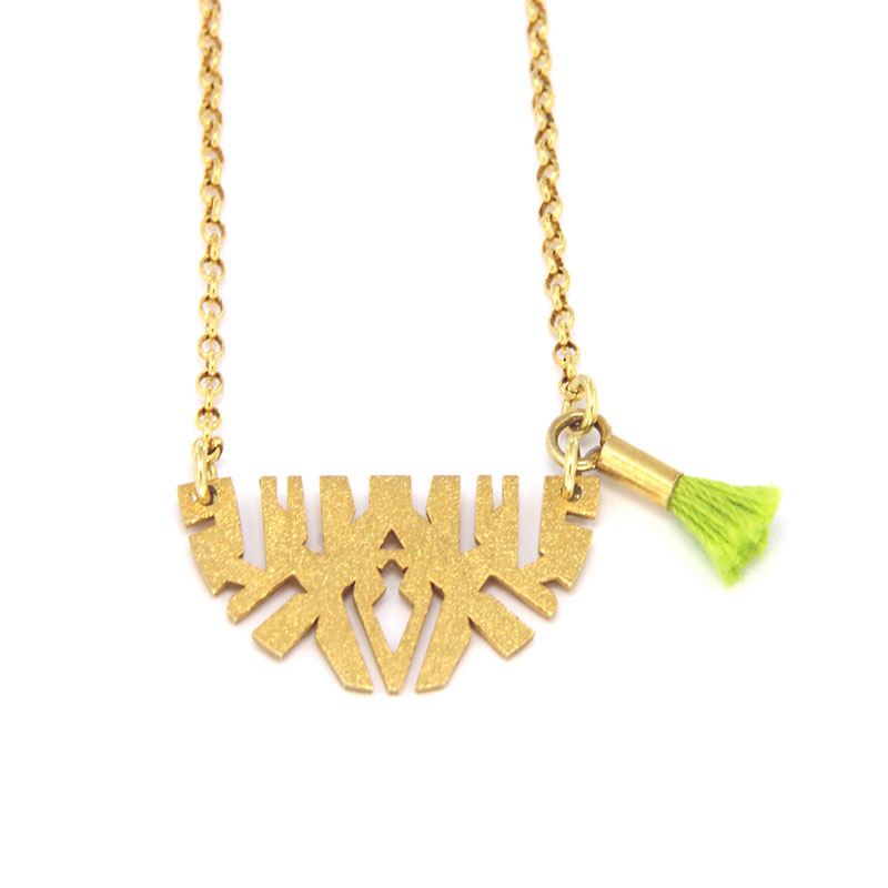 Womens handmade sterling silver gold plated pendant 925 ° with chain and green tassel.