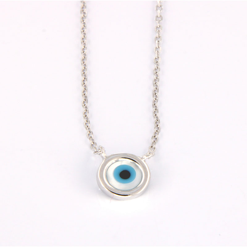 Womens classic silver eye with 925 ° chain decorated with mother of pearl.