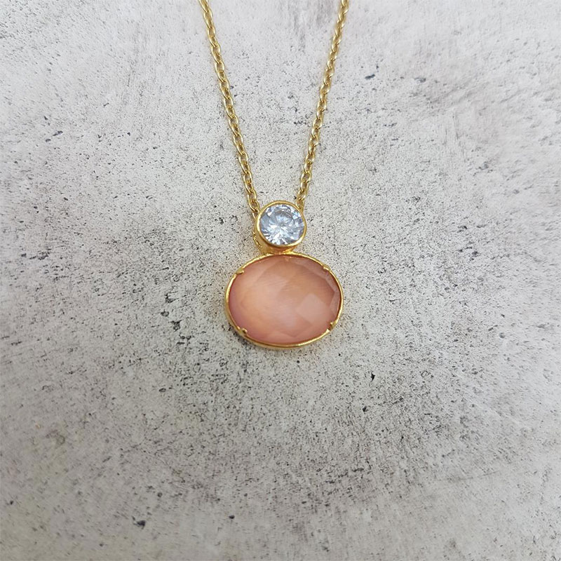 Handmade gold plated pendant with 925 ° silver chain decorated with salmon and white zircon.