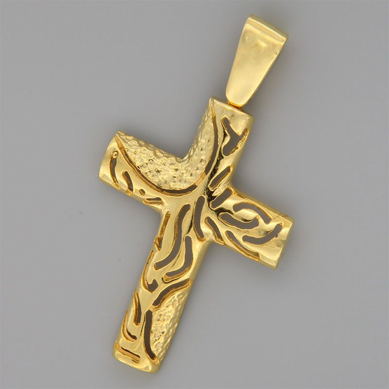 Χειροποίητος διάτρητος βαπτιστικός σταυρός από κίτρινο χρυσό Κ14 με ειδική επεξεργασία σφυρηλάτησης.