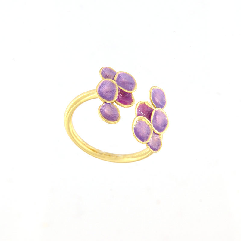 Womens silver gold plated ring 925 decorated with purple enamel.