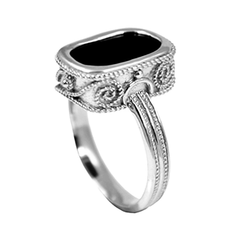 Ανδρικό Χειροποίητο Ασημένιο Δαχτυλίδι με Μαύρη Πατίνα & Φυσικό Μαύρο Όνυχα.